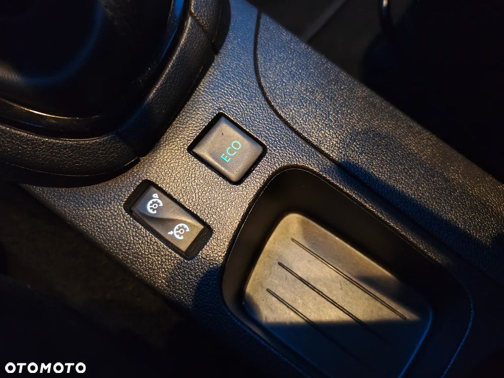 Renault Clio 1.5 dCi Energy Alize - 26