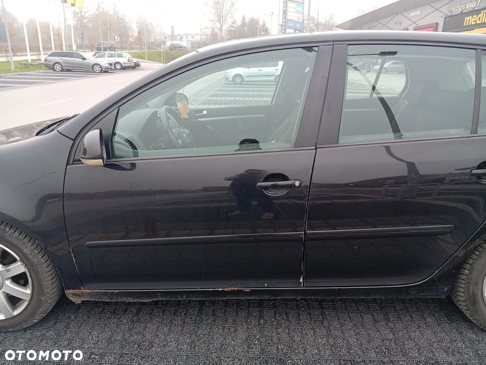 Volkswagen Golf - 4