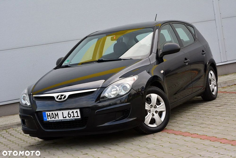 Hyundai i30 1.4 Intro Edition - 1