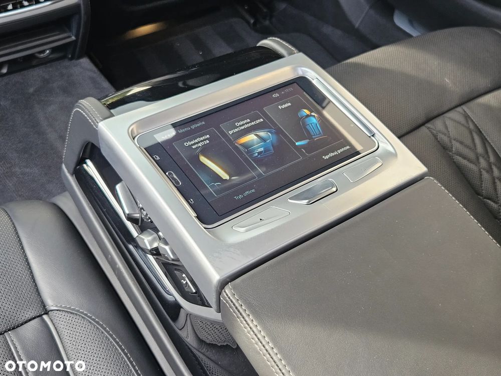 BMW Seria 7 M760Li xDrive V12 Excellence - 15