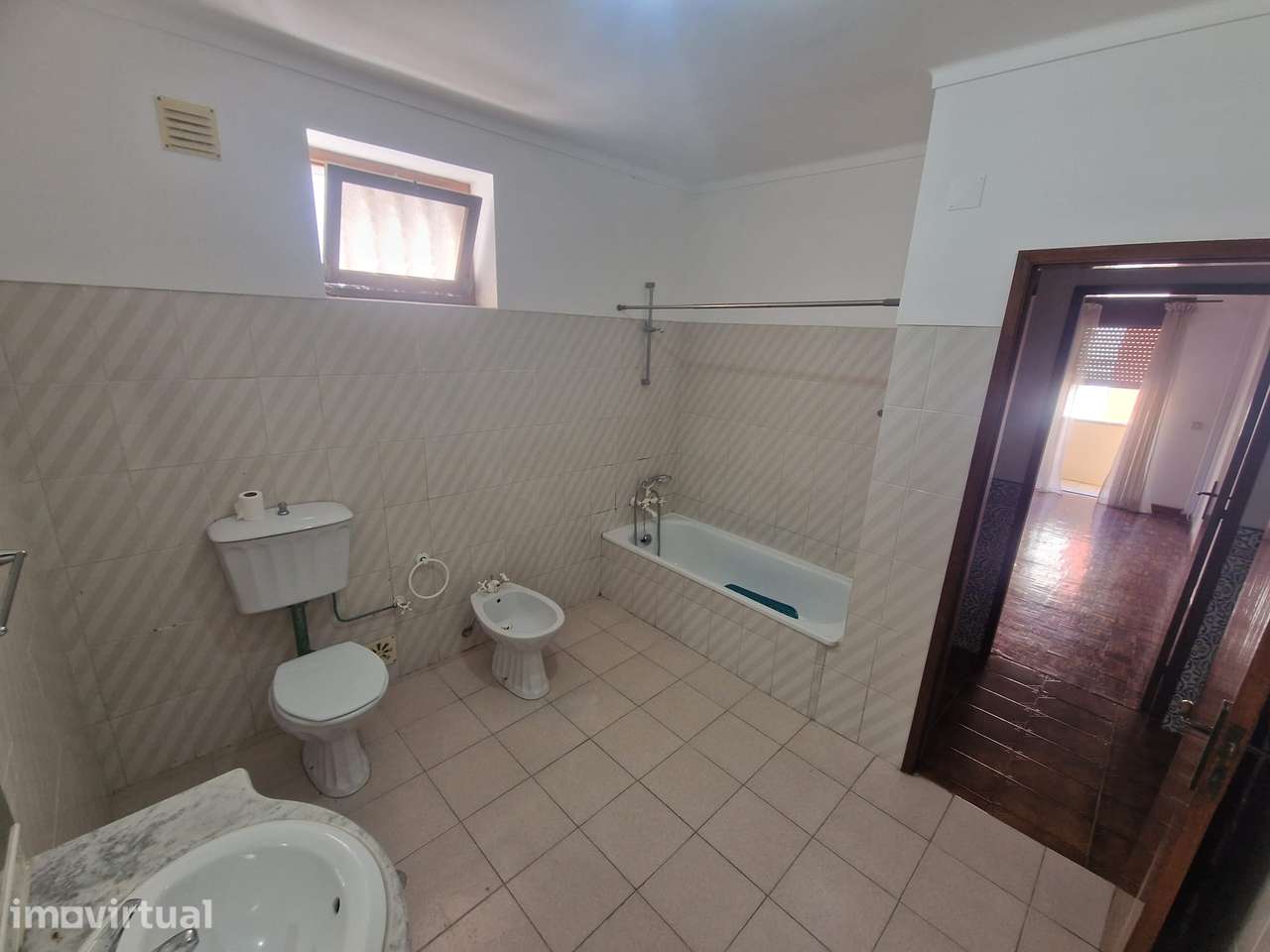 Apartamento t4 - Grande imagem: 2/23