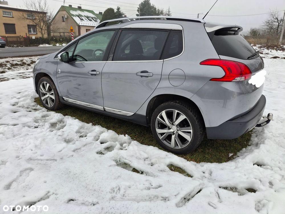 Peugeot 2008 1.6 e-HDi Allure S&S - 4