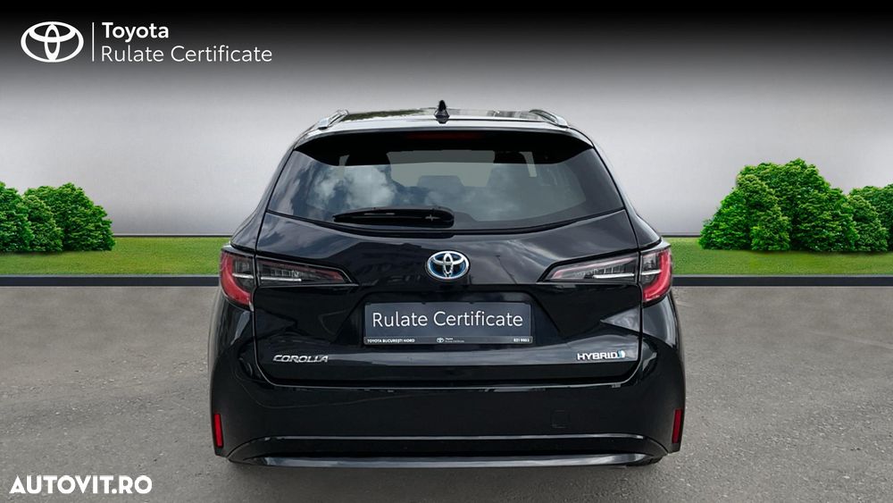 Toyota Corolla 1.8 HSD Dynamic - 3