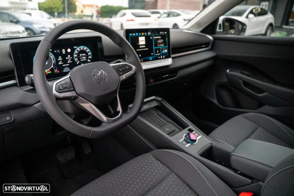 VW T-Roc 1.5 eTSI Life DSG - 4