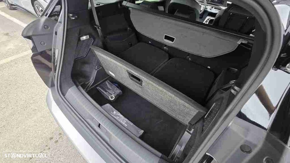 Peugeot 5008 1.2 Hybrid Allure e-DCS6 - 32