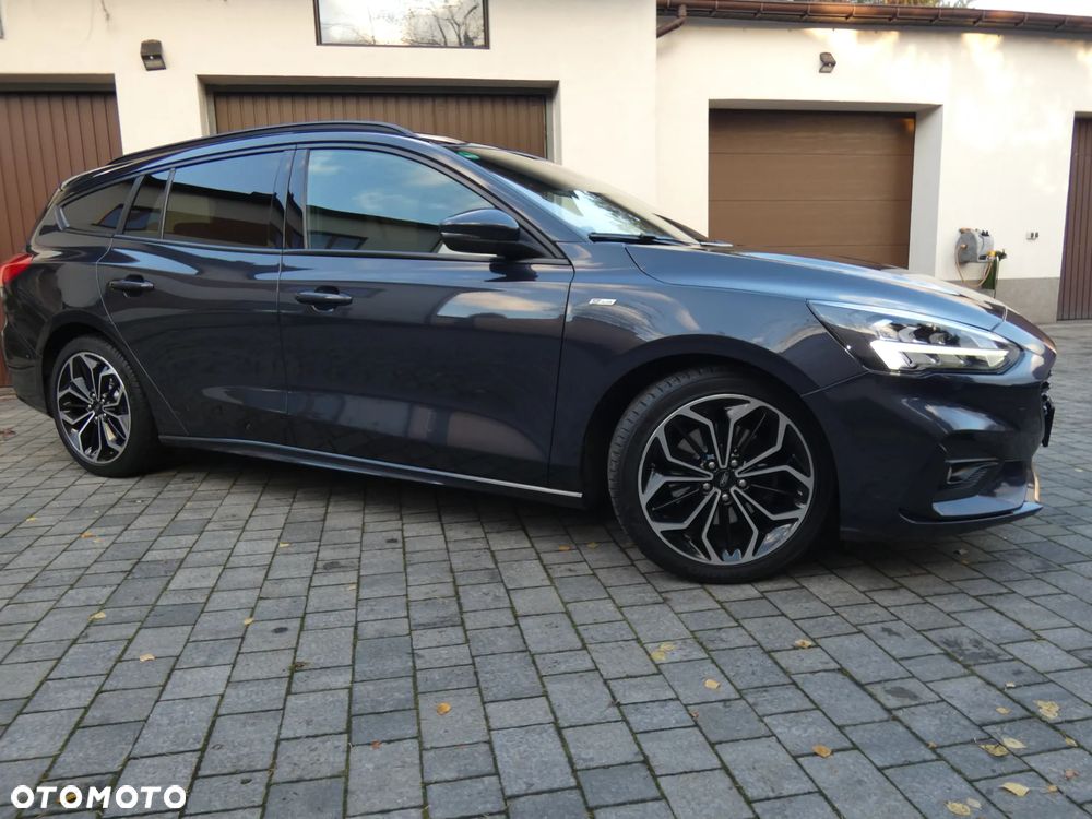 Ford Focus ver-2-0-ecoblue-st--line - 6