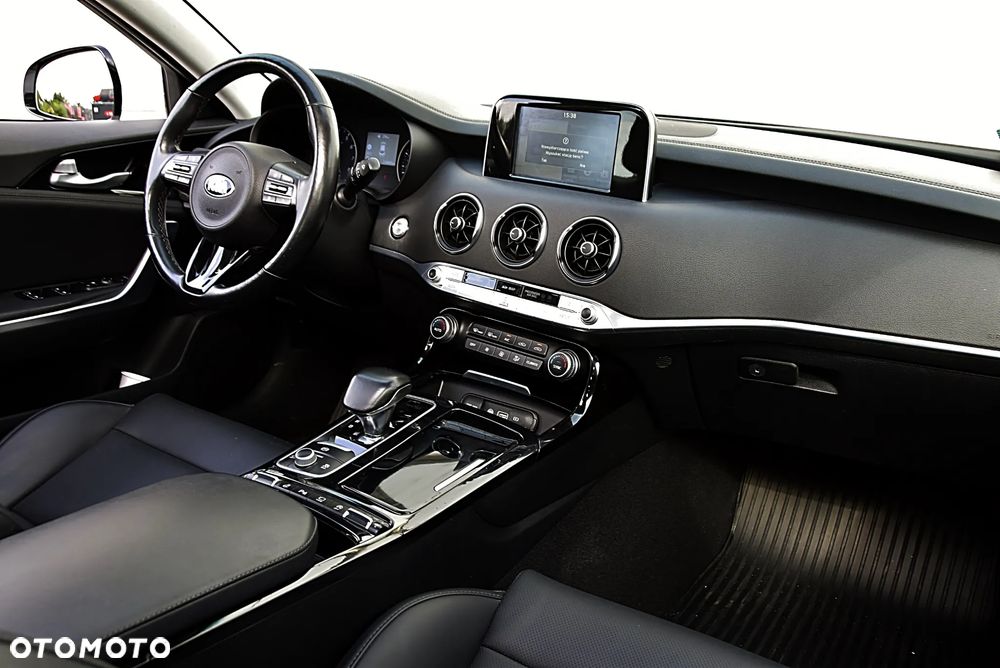 Kia Stinger 2.0 T-GDI XL - 23