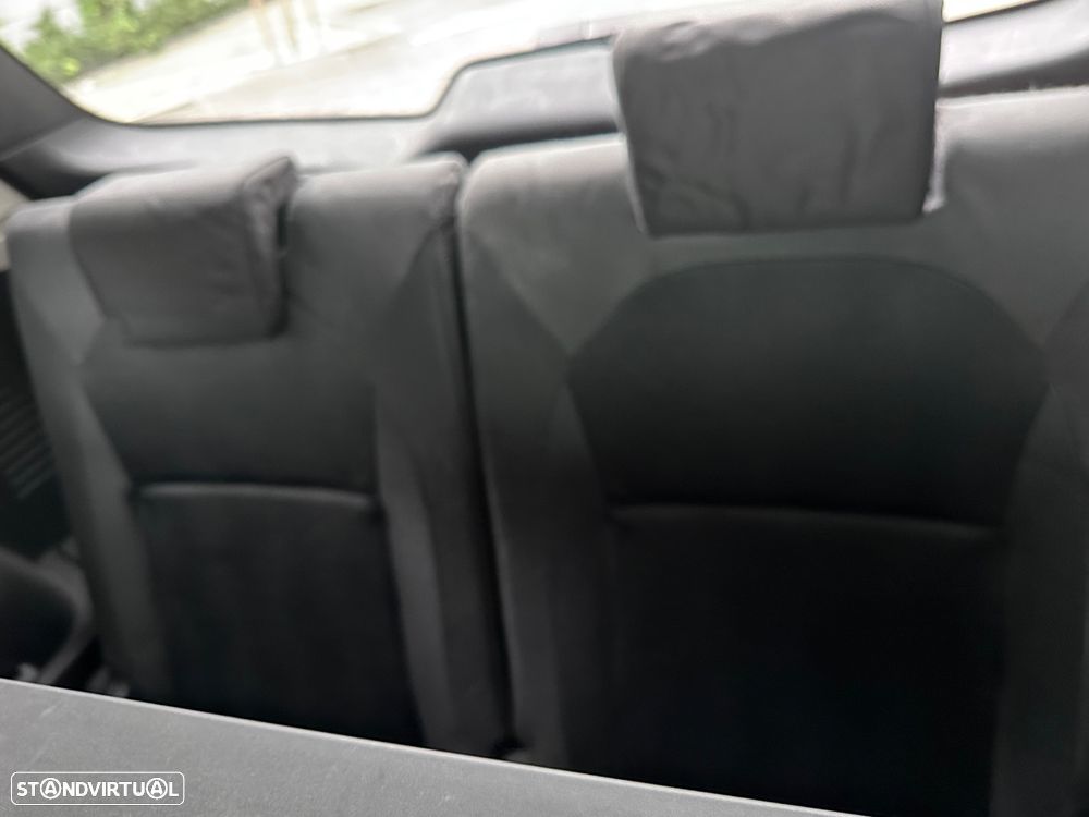 Nissan Qashqai +2 1.5 dCi Tekna Premium 17 - 9