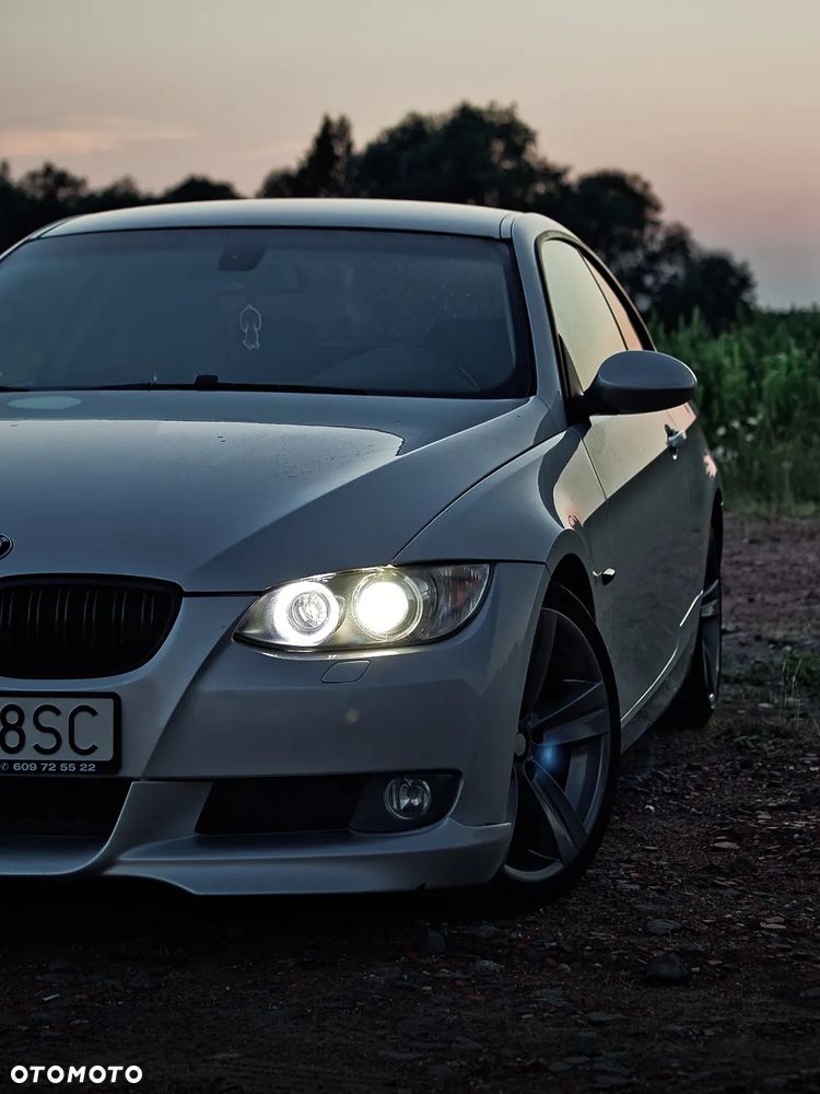 BMW Seria 3 320i - 14