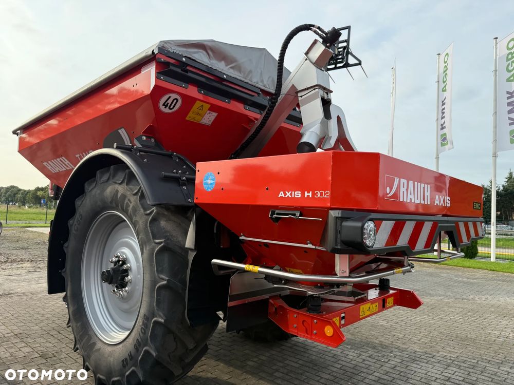 Kuhn Rozsiewacz przyczepa KUHN RAUCH TWS 85.1 - 3