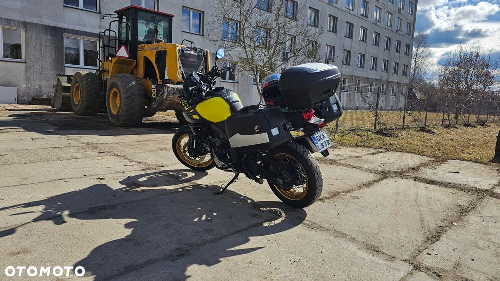 Suzuki V-STROM - 6