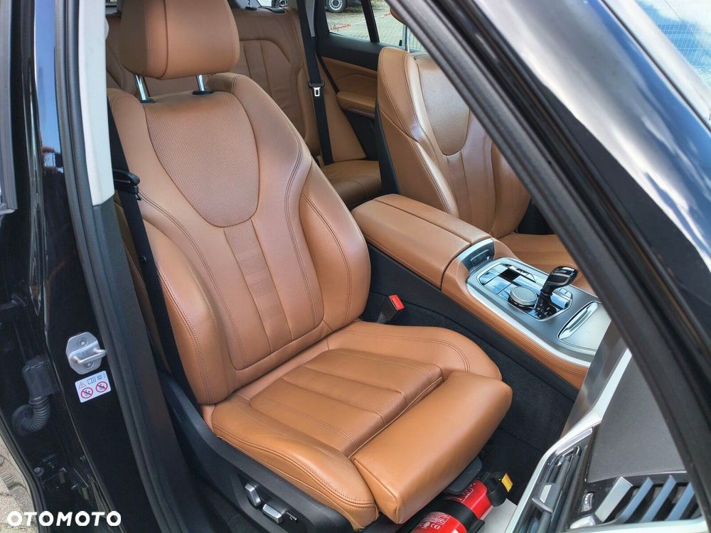 BMW X5 xDrive40i - 20