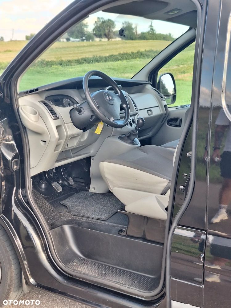 Opel Vivaro - 19