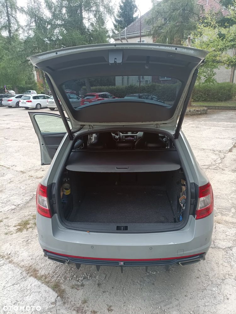 Skoda Octavia 2.0 TDI RS DSG - 12