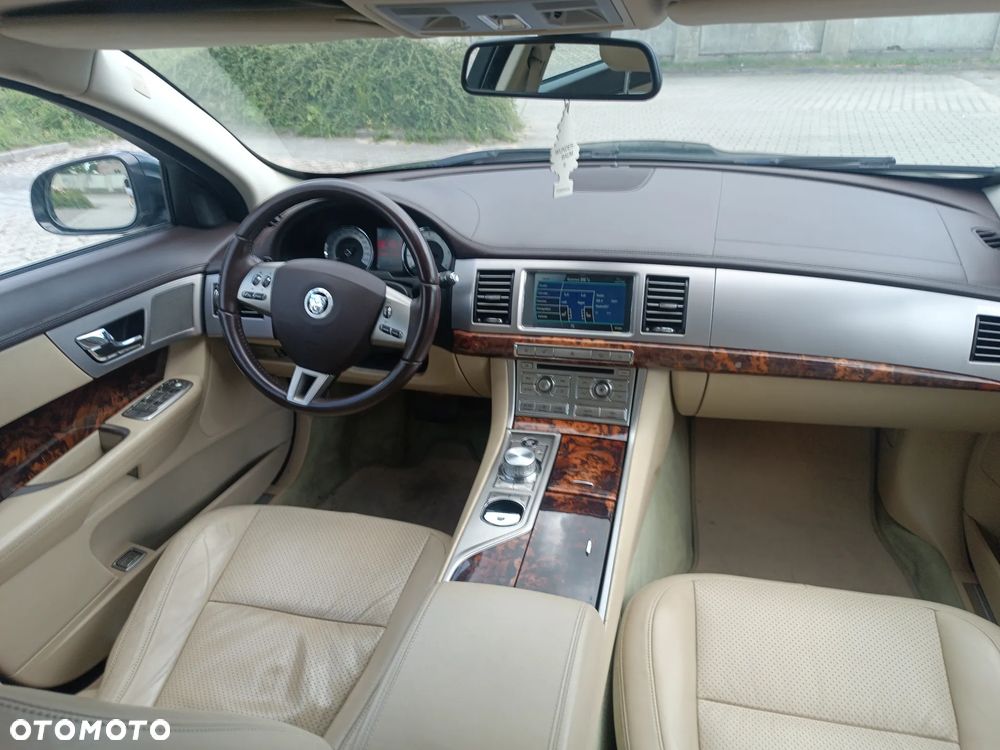 Jaguar XF 3.0 V6 S Premium Luxury - 16