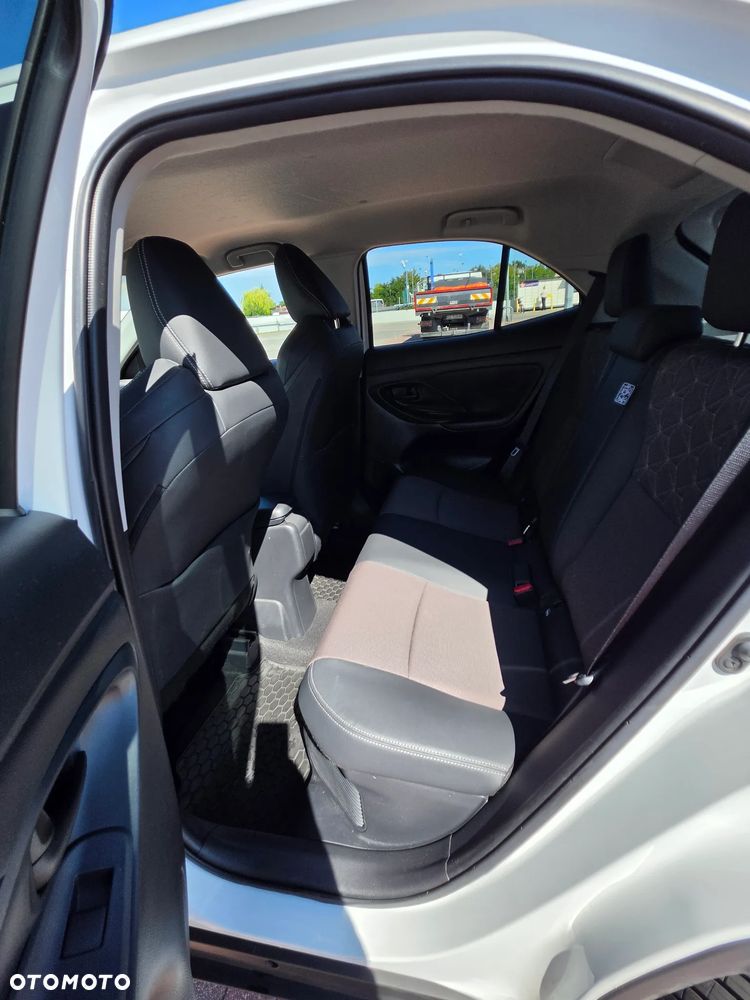 Toyota Yaris Cross Hybrid 1.5 Executive - 6