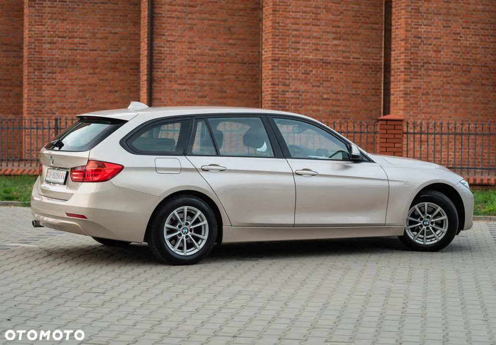 BMW Seria 3 320d xDrive Sport-Aut Modern Line - 10