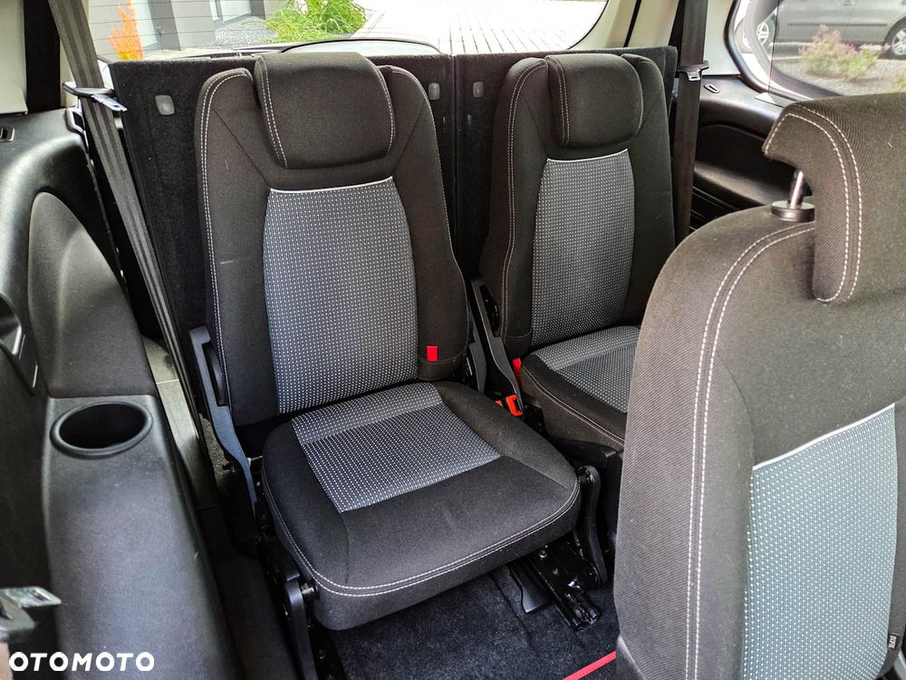 Ford Galaxy 2.0 TDCi Titanium - 9