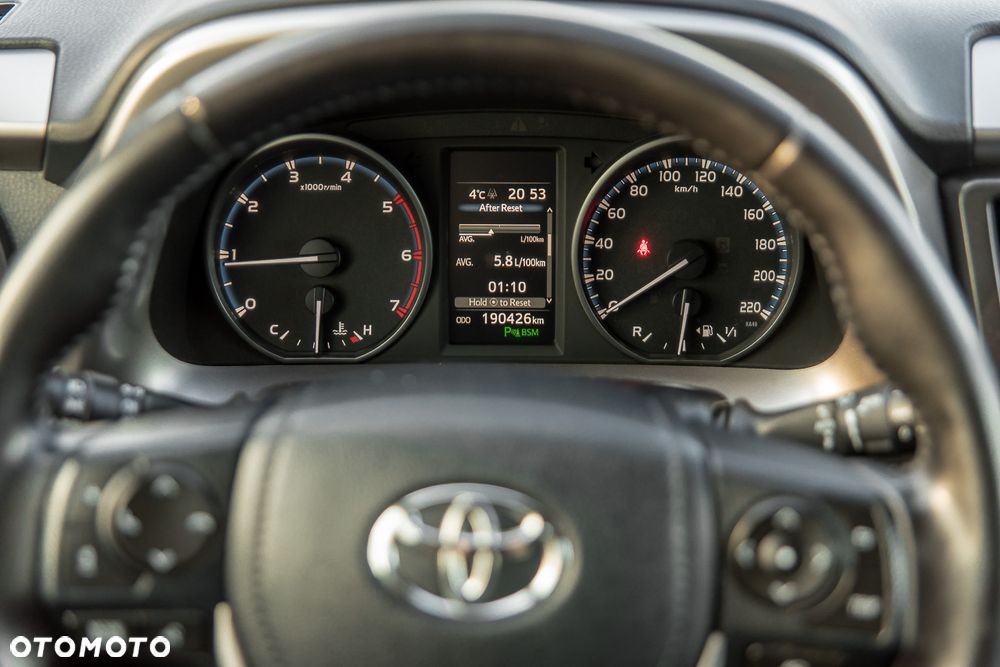 Toyota RAV4 2.0 D-4D Premium 4x2 - 14