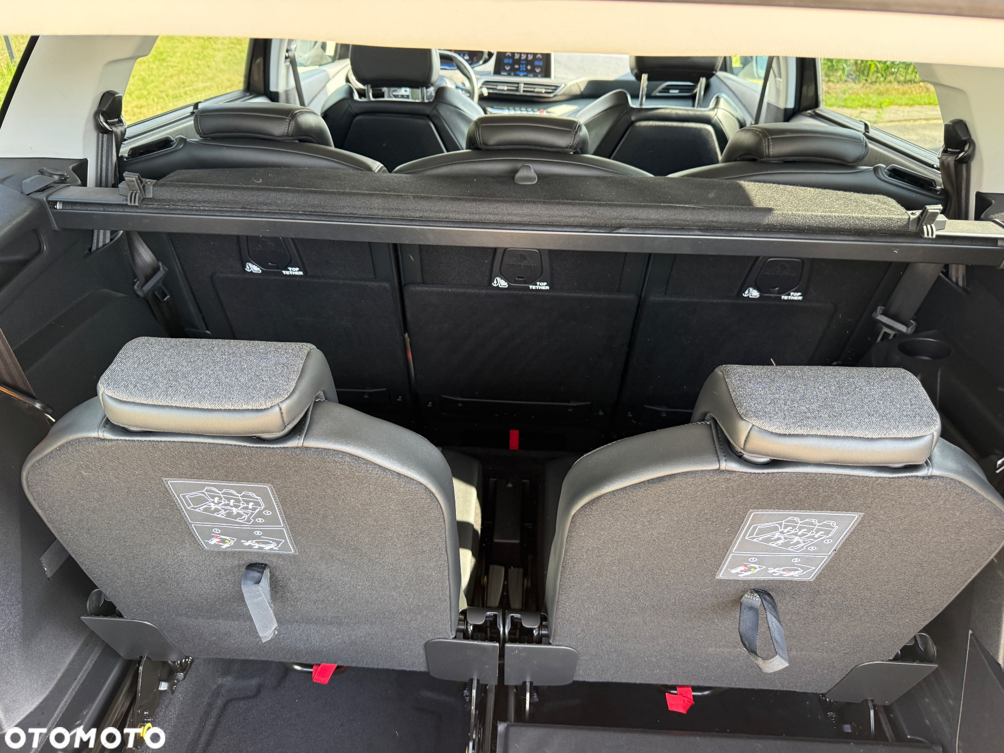 Peugeot 5008 1.2 PureTech Allure Pack S&S EAT8 - 13