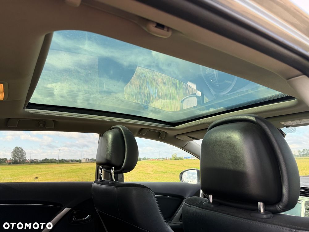 Toyota Avensis 2.0 D-4D Edition (2014) - 4