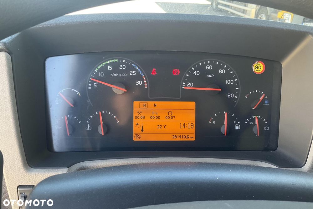 Volvo FL240 18EuroPalet Izoterma dmc 11.990 lub 14t lub 15,5t winda ZEPRO - 11