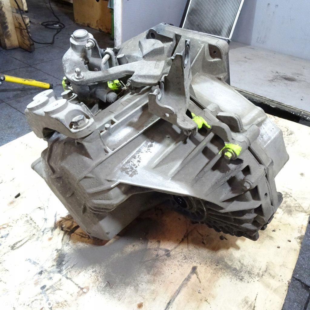 OPEL INSIGNIA A 2.0CDTI SKRZYNIA BIEGÓW F40 55561696 - 2