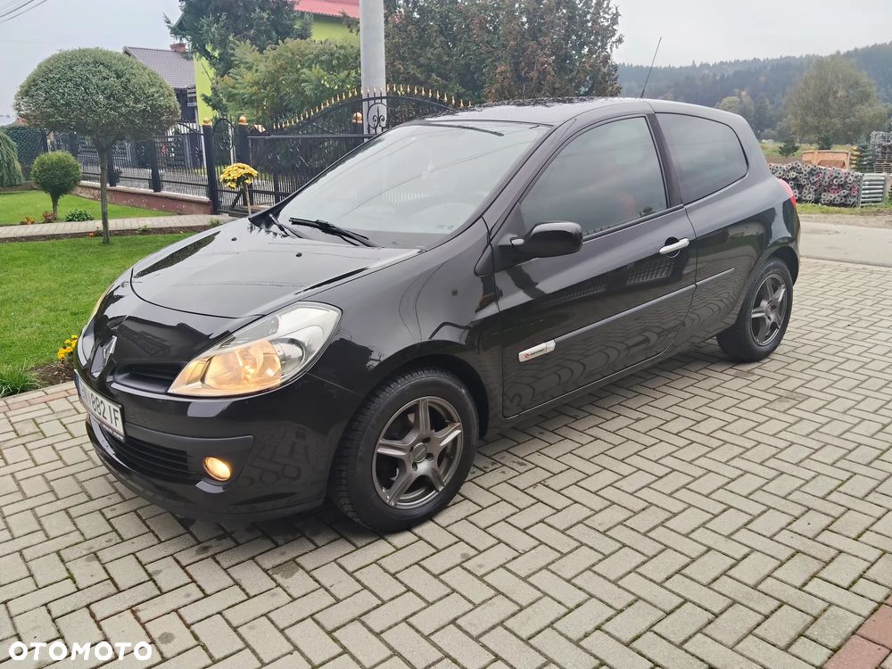 Renault Clio 1.2 16V 75 Experience - 14