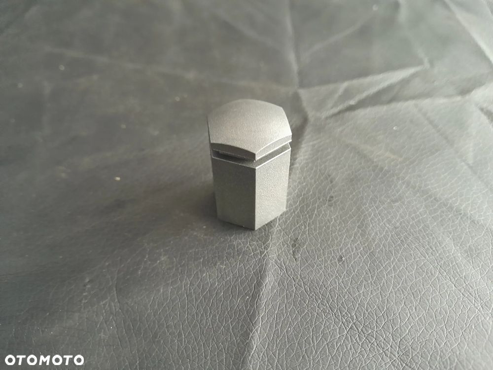 Nakładki na śruby 20szt. Grafit Mat General Motors Śruba 17mm - 3