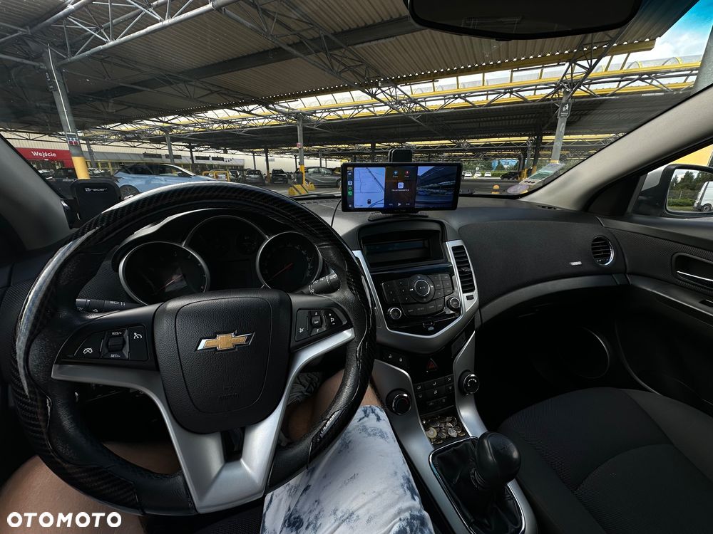 Chevrolet Cruze 1.6 LT - 6