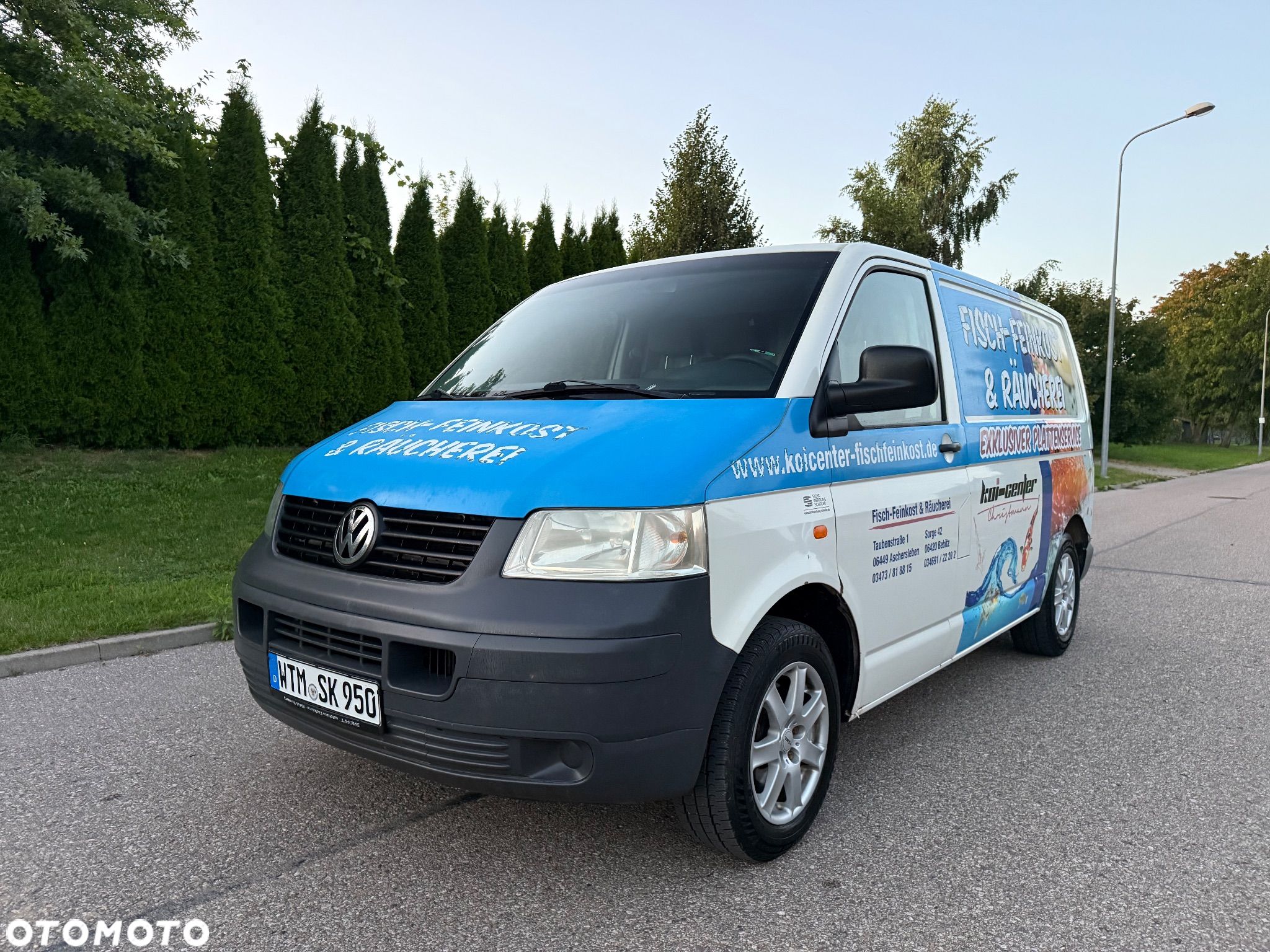 Volkswagen Transporter - 1