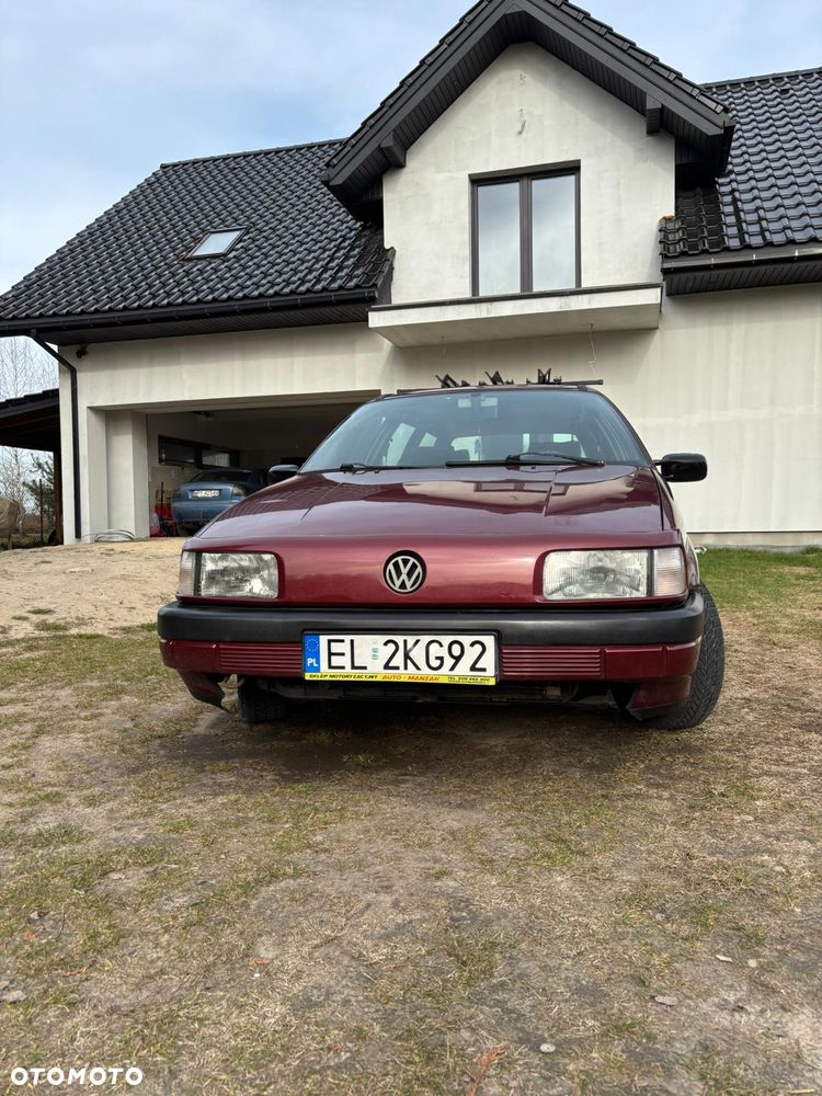 Volkswagen Passat 1.9 TD GL - 11