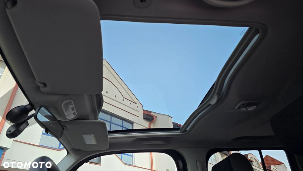 Nissan Cube 1.6 - 23