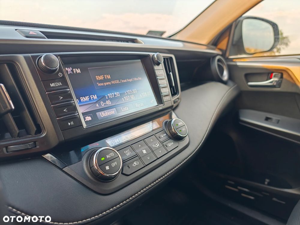 Toyota RAV4 2.0 Active 4x4 - 17