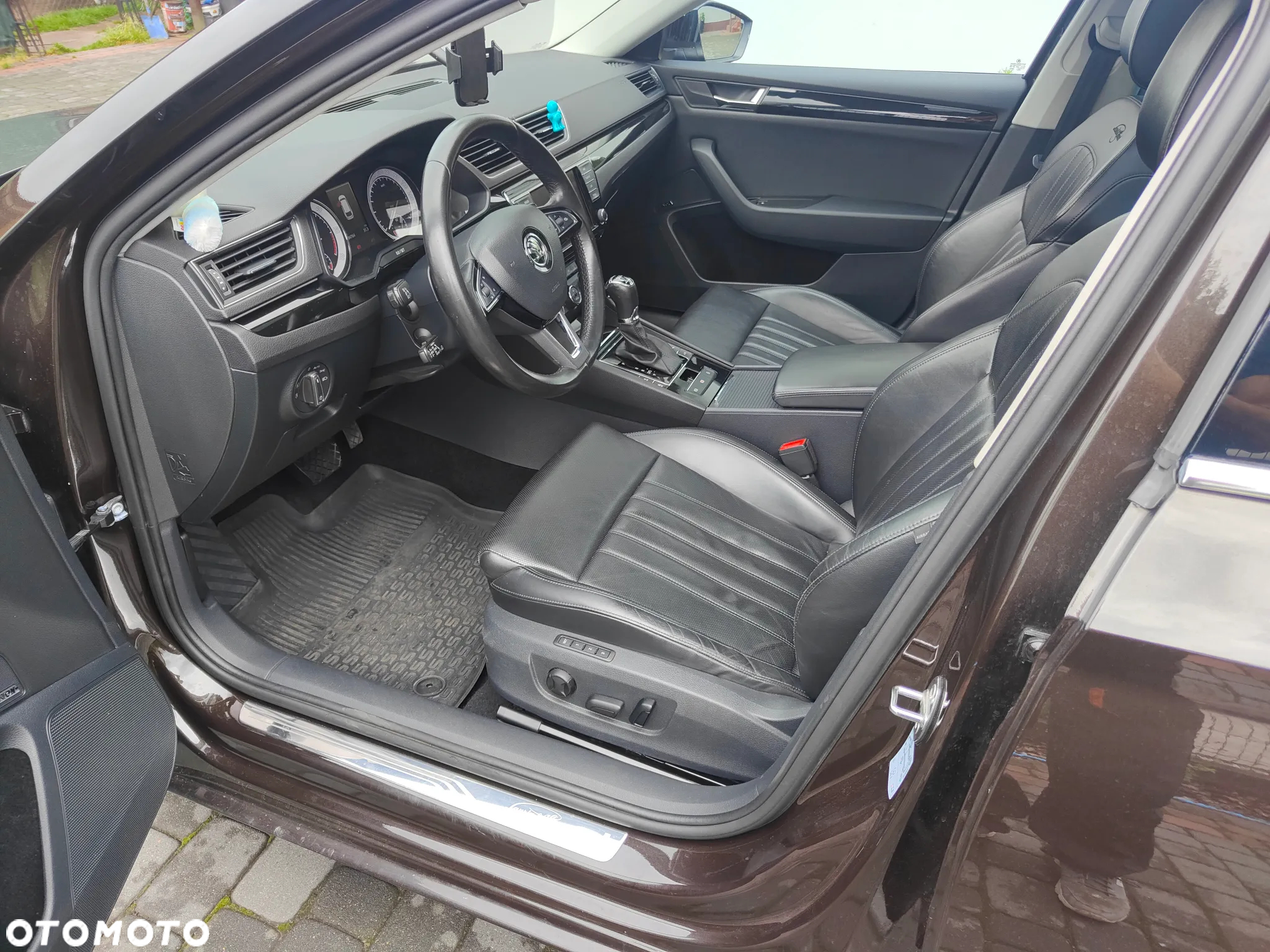 Skoda Superb - 14