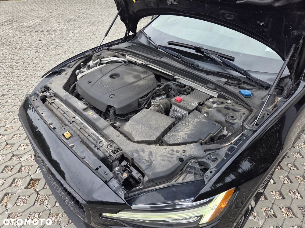 Volvo S60 T5 Momentum Pro - 31