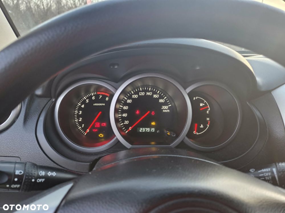 Suzuki Grand Vitara 2.0 - 3