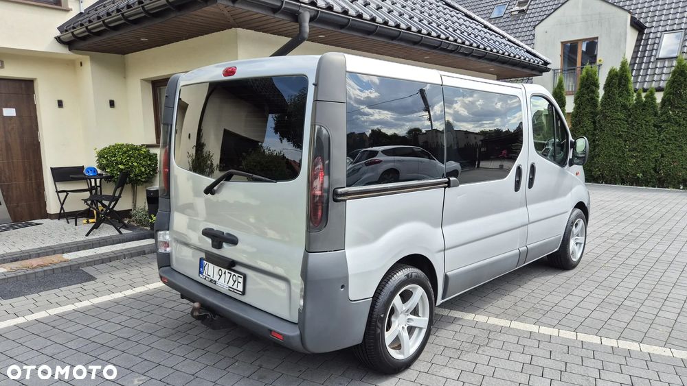 Opel Vivaro Tour - 28