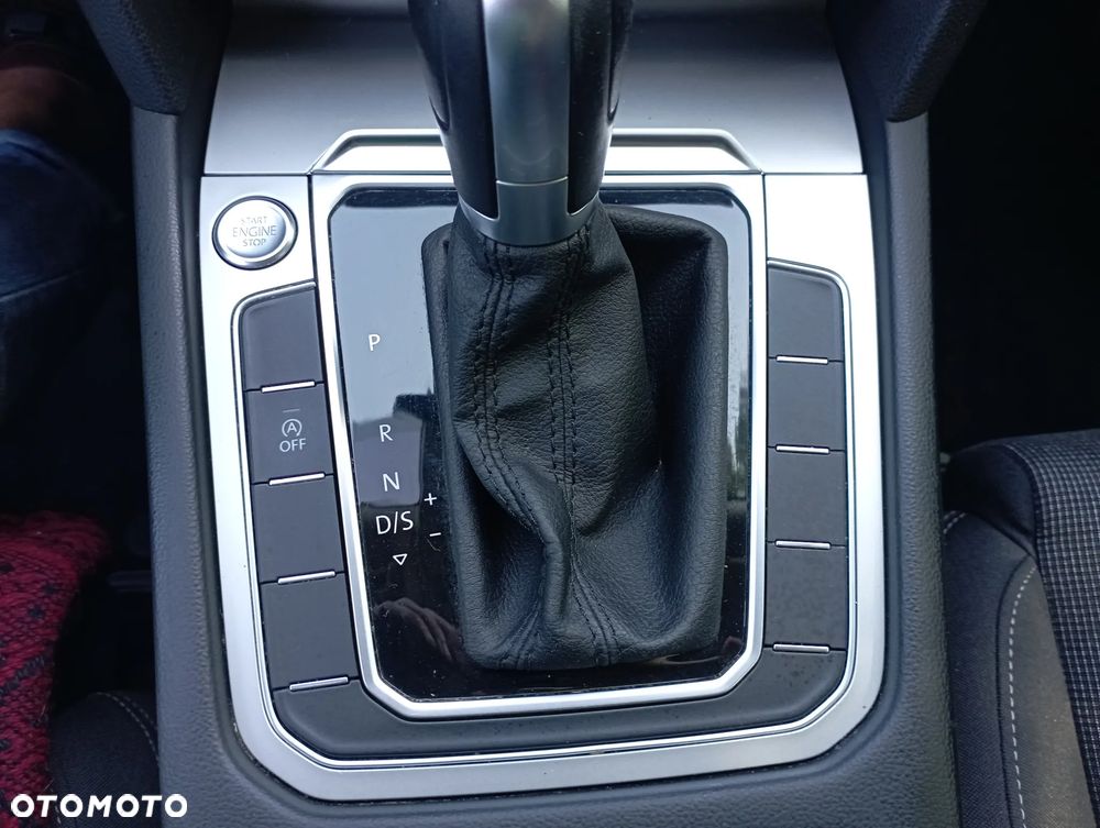 Volkswagen Passat 2.0 TDI BMT Comfortline DSG7 - 17