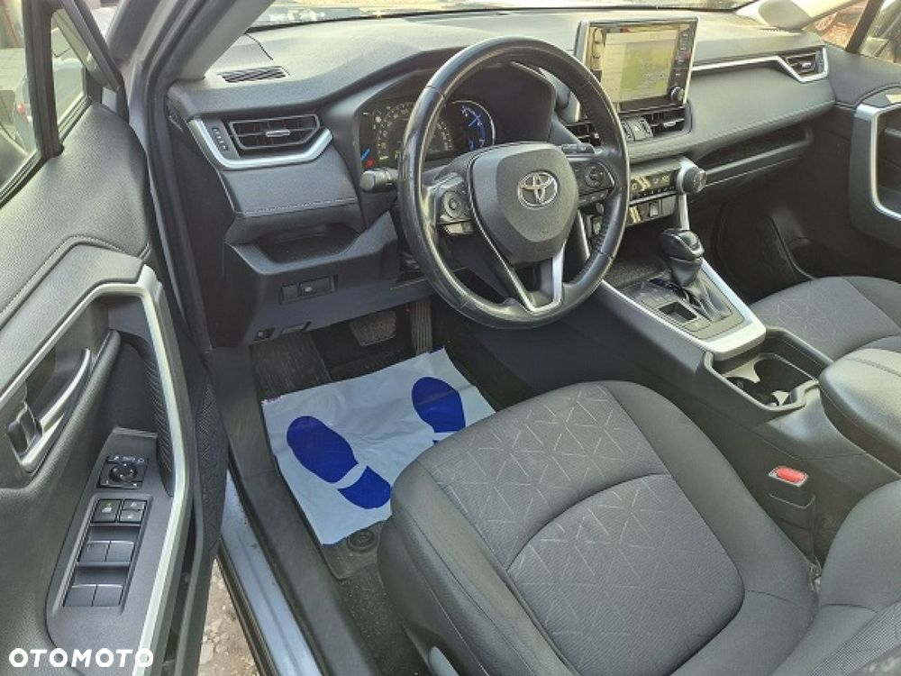 Toyota RAV4 - 21