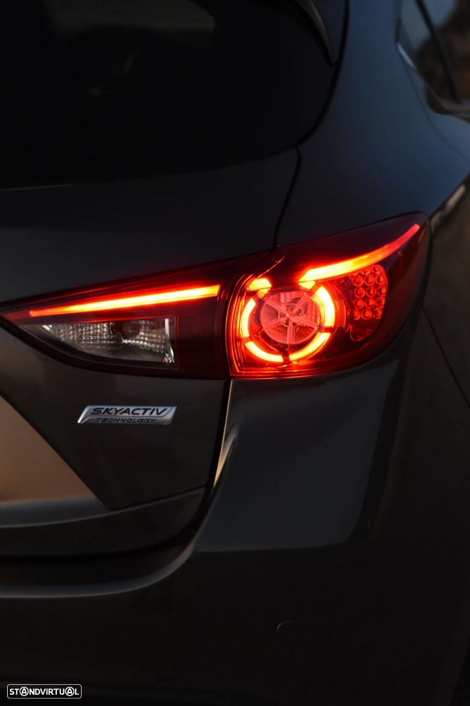 Mazda 3 Hatchback 1.5 Sky-G Evolve Navi - 34