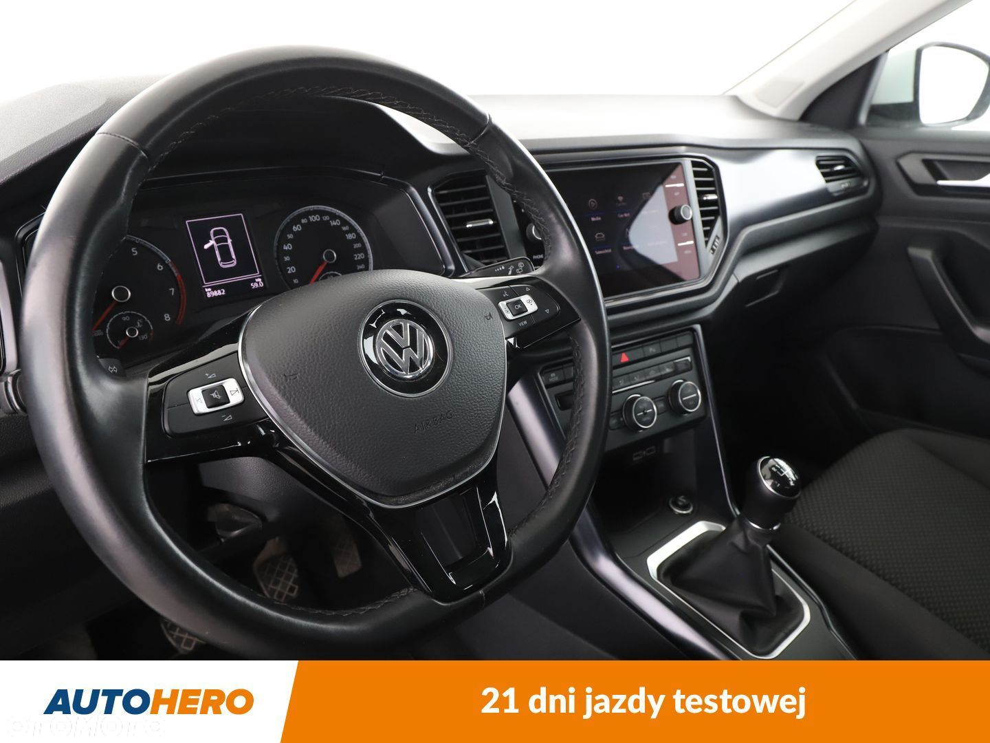Volkswagen T-Roc - 11
