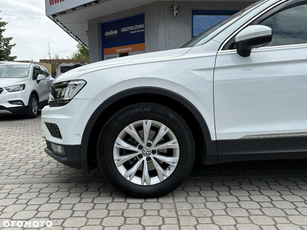 Volkswagen Tiguan - 10