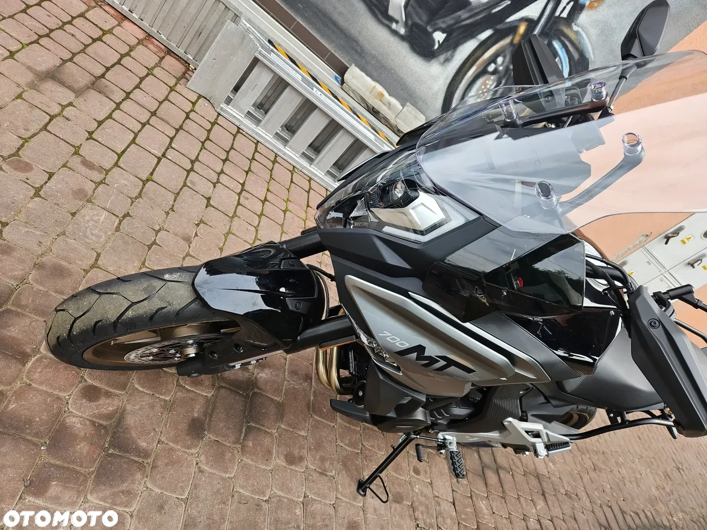 CFMoto MT - 18