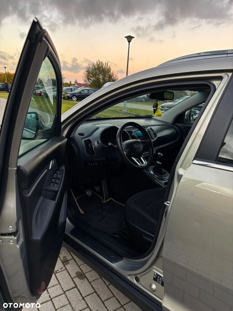 Kia Sportage 2.0 CRDI L - 8