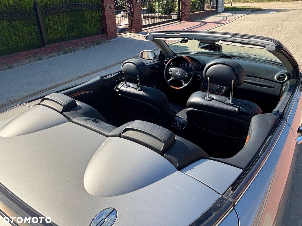 Mercedes-Benz CLK - 14