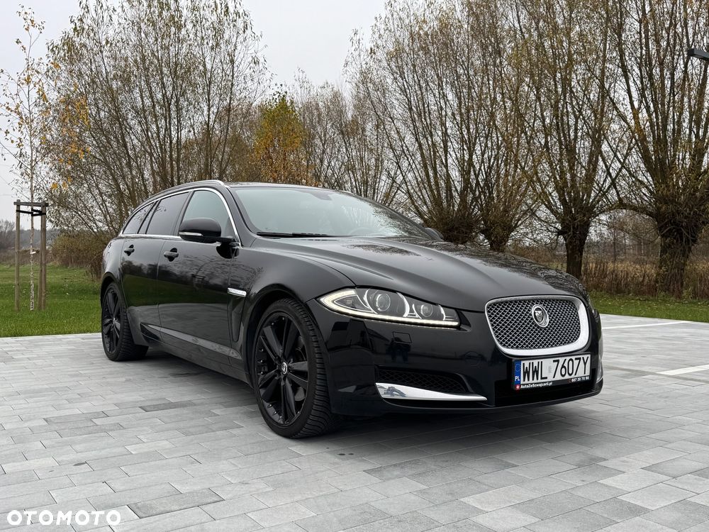 Jaguar XF 3.0 V6 D Premium Luxury - 4