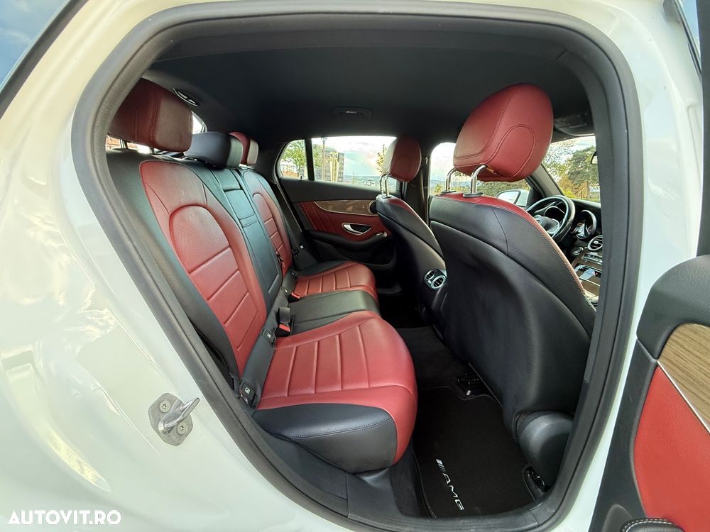 Mercedes-Benz GLC Coupe 250 4Matic 9G-TRONIC AMG Line - 16