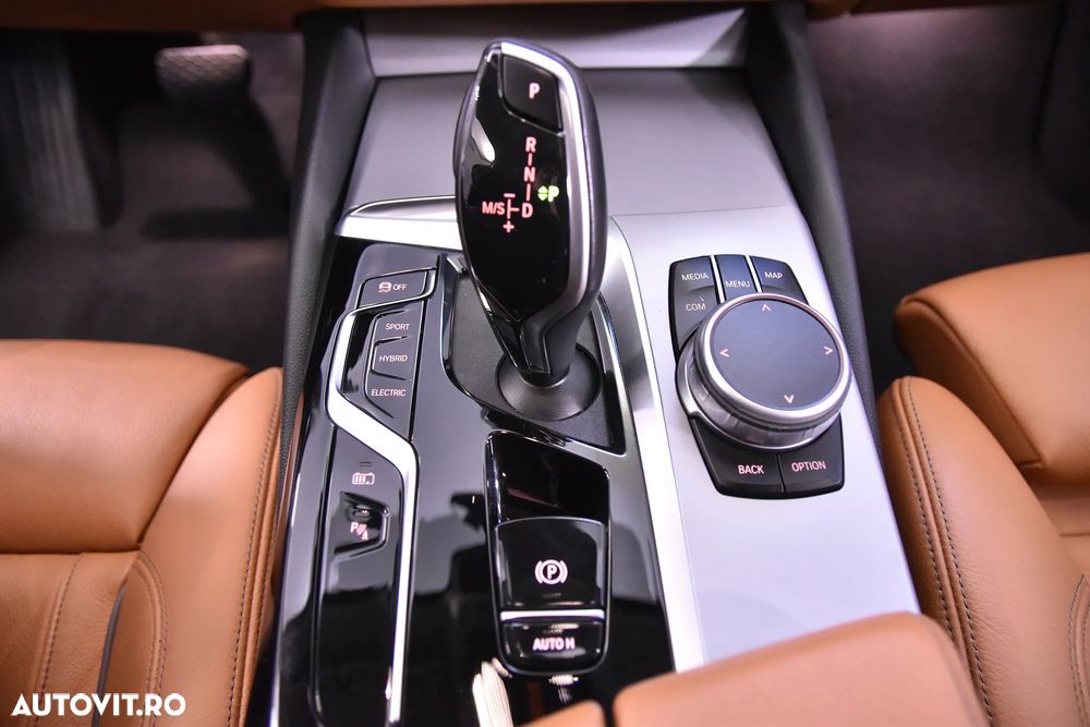 BMW Seria 5 520e AT PHEV - 16