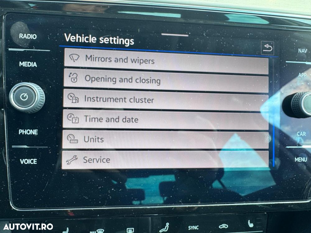 Volkswagen Passat 2.0 TDI DSG Highline - 12